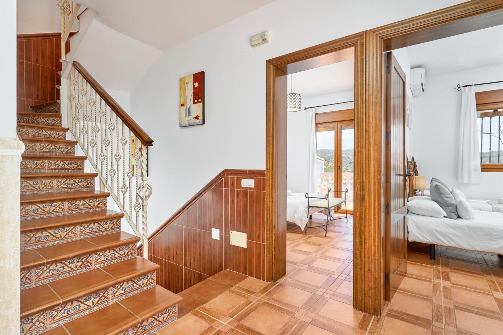 Villa Javier En Sayalonga Ngoại thất bức ảnh
