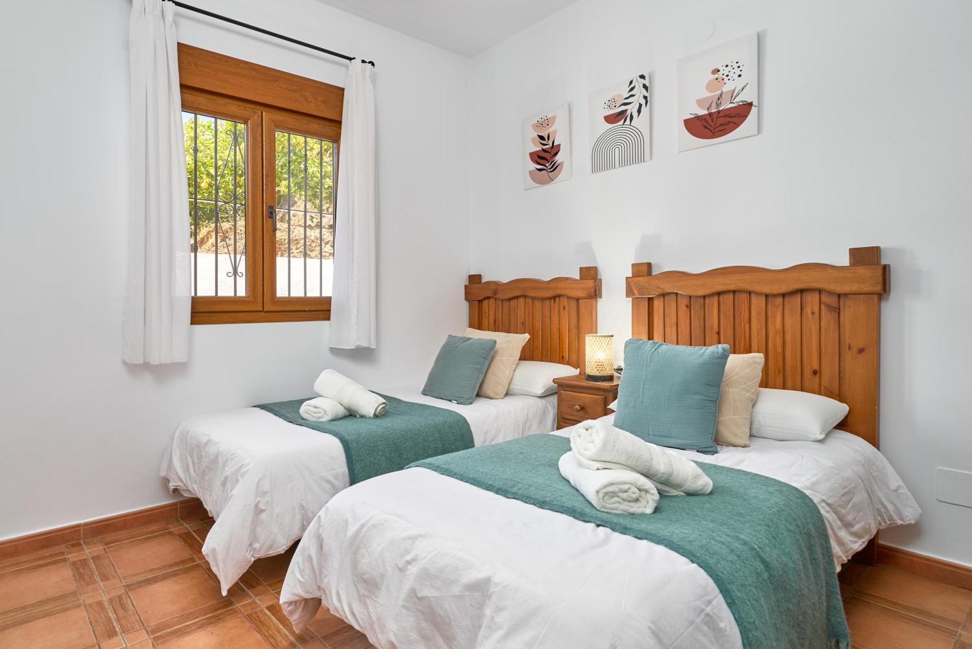 Villa Javier En Sayalonga Ngoại thất bức ảnh