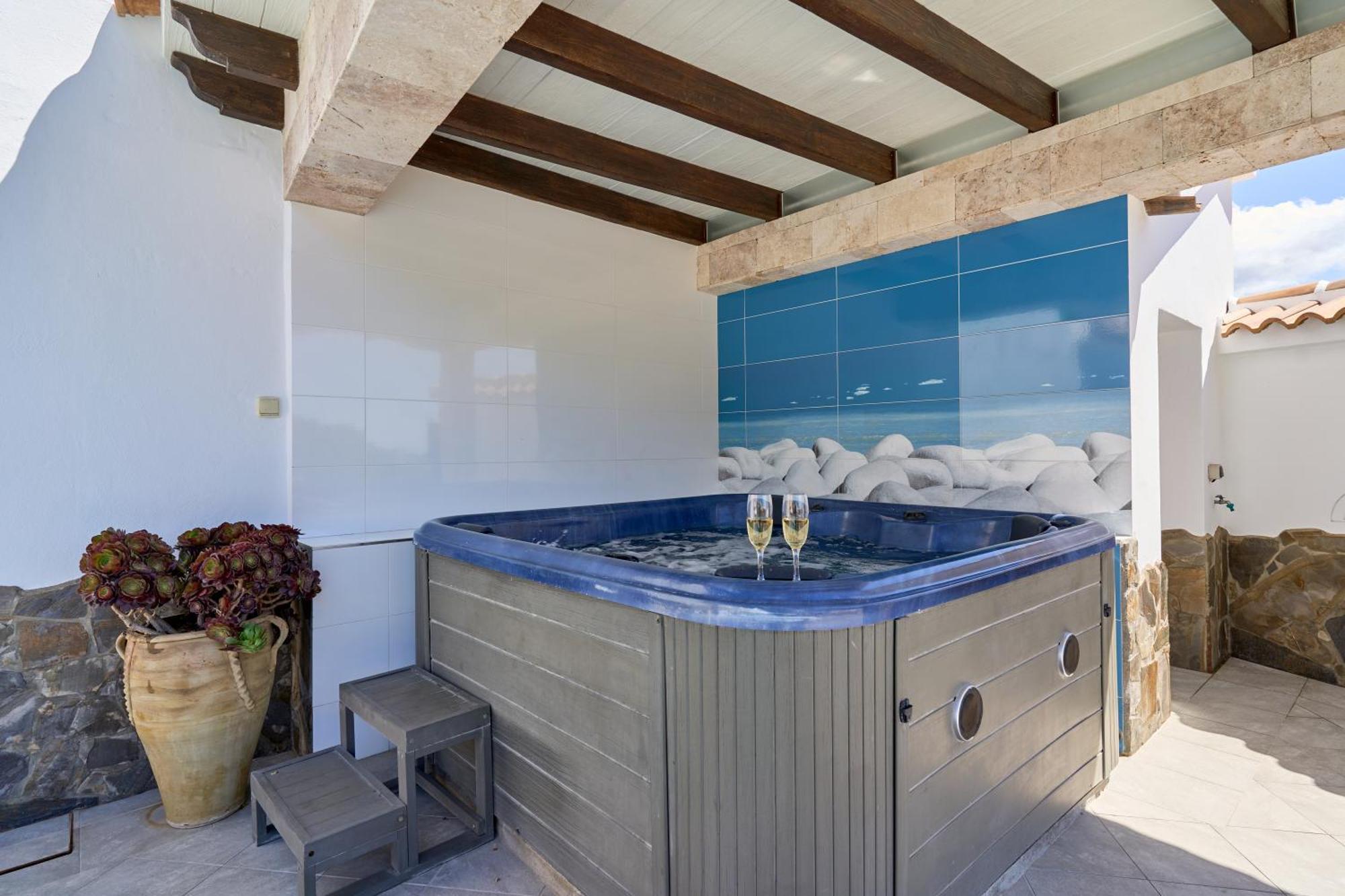 Villa Javier En Sayalonga Ngoại thất bức ảnh